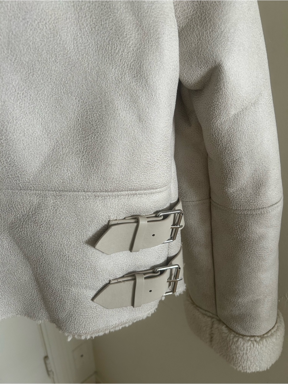 Bershka Cream Sherpa Faux Suede Moto Jacket Shearling Biker Coat Size M - Picture 9 of 10